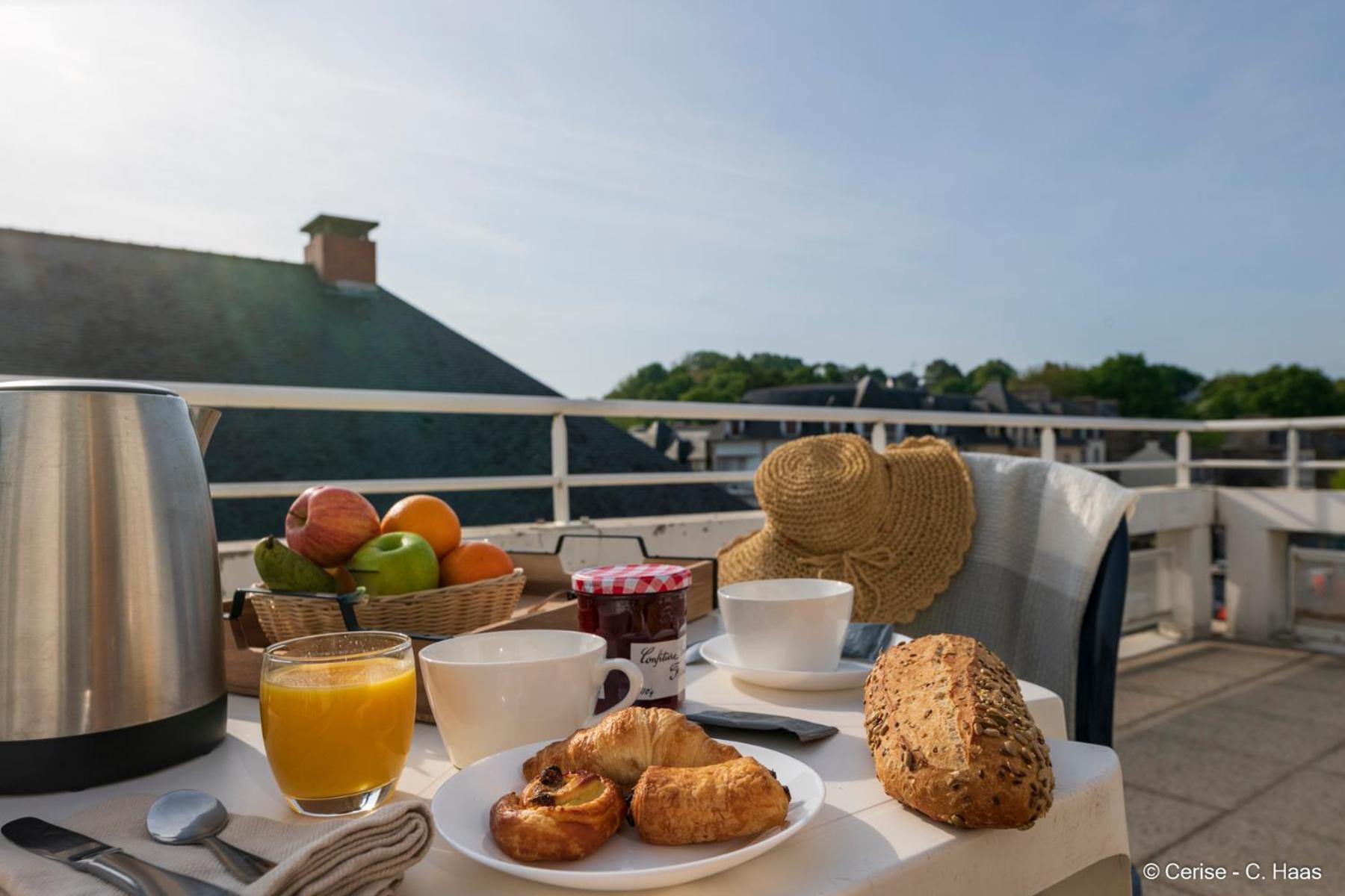 Cerise Lannion Aparthotel Exterior photo